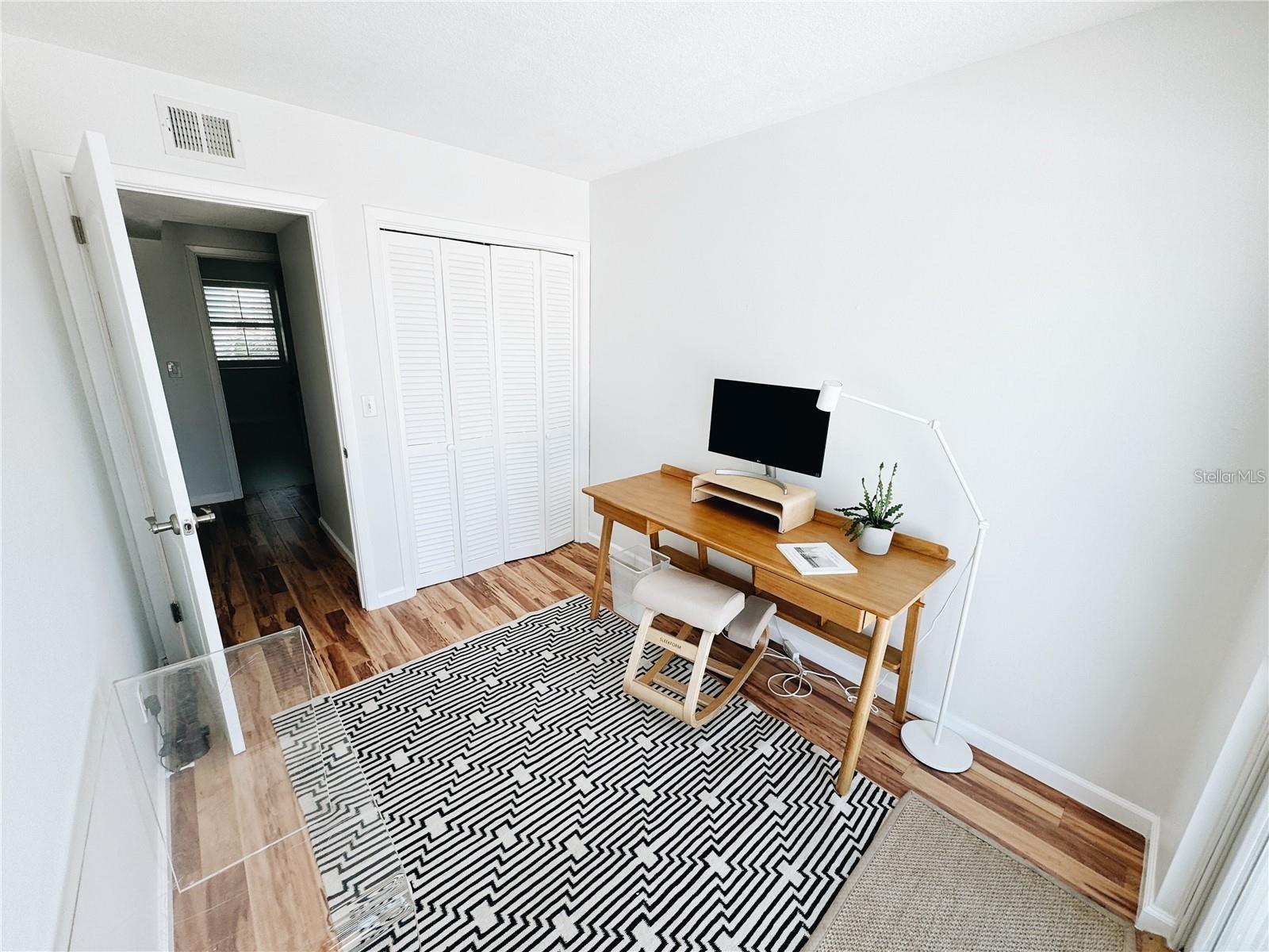 DUNEDIN CSWY CENTER - Residential Lease