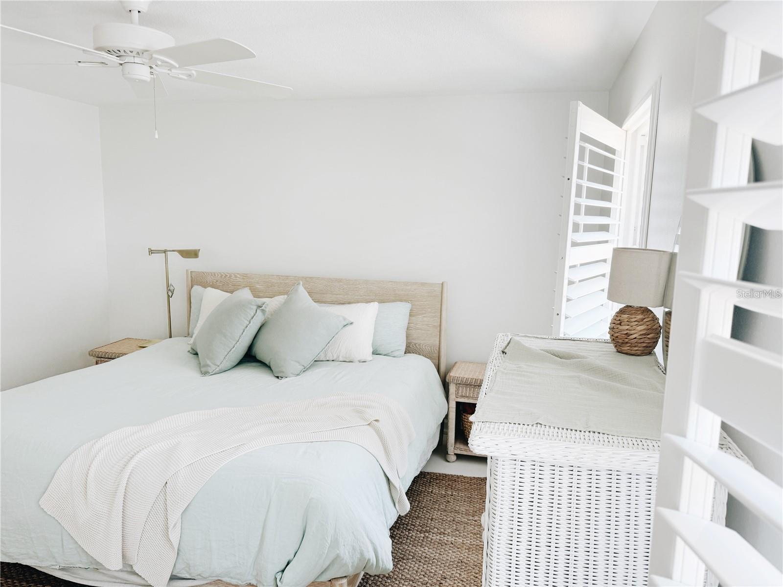 DUNEDIN CSWY CENTER - Residential Lease