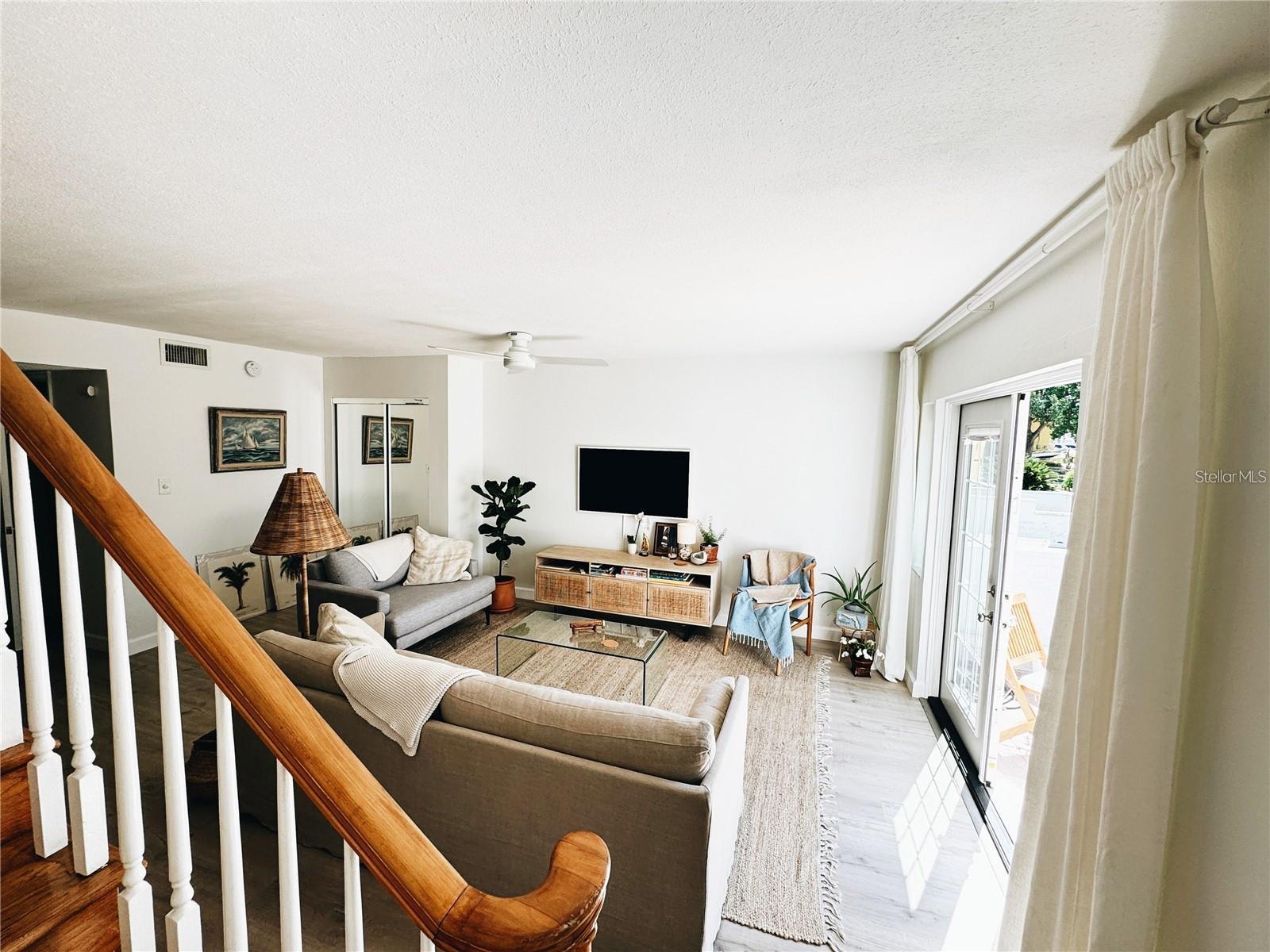 DUNEDIN CSWY CENTER - Residential Lease