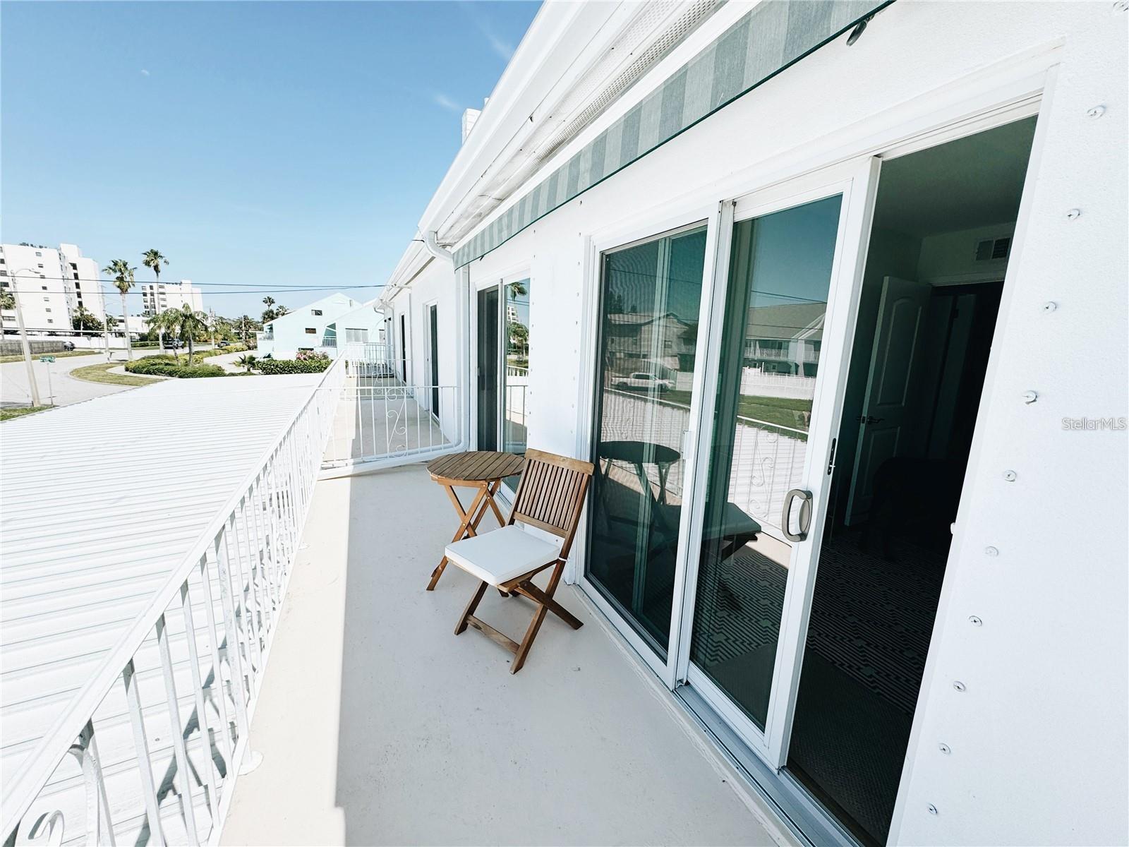 DUNEDIN CSWY CENTER - Residential Lease