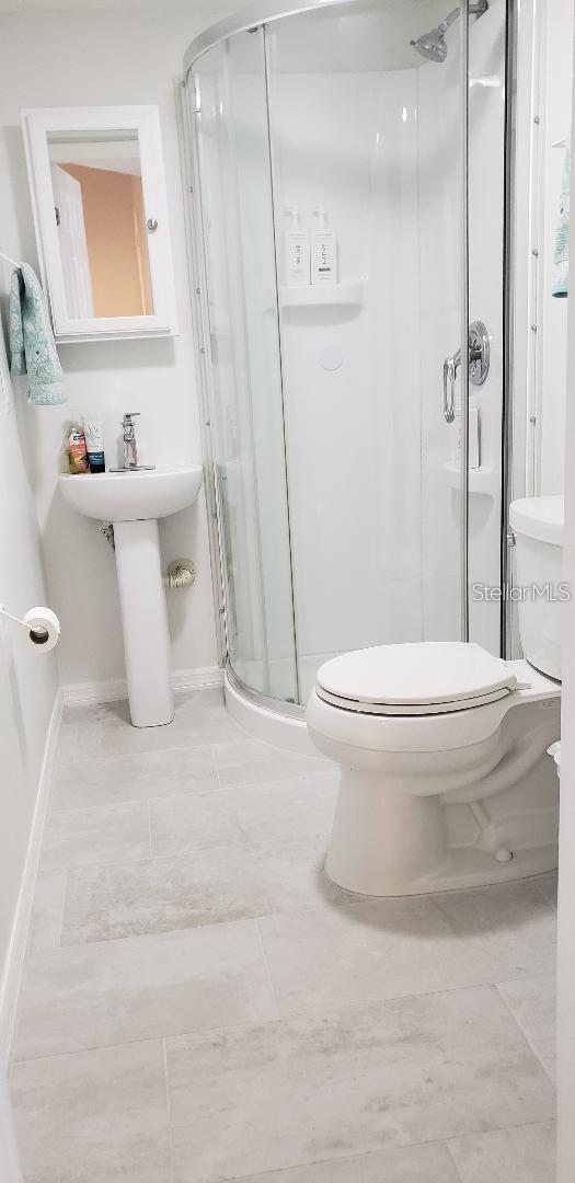 DUNEDIN CSWY CENTER - Residential Lease