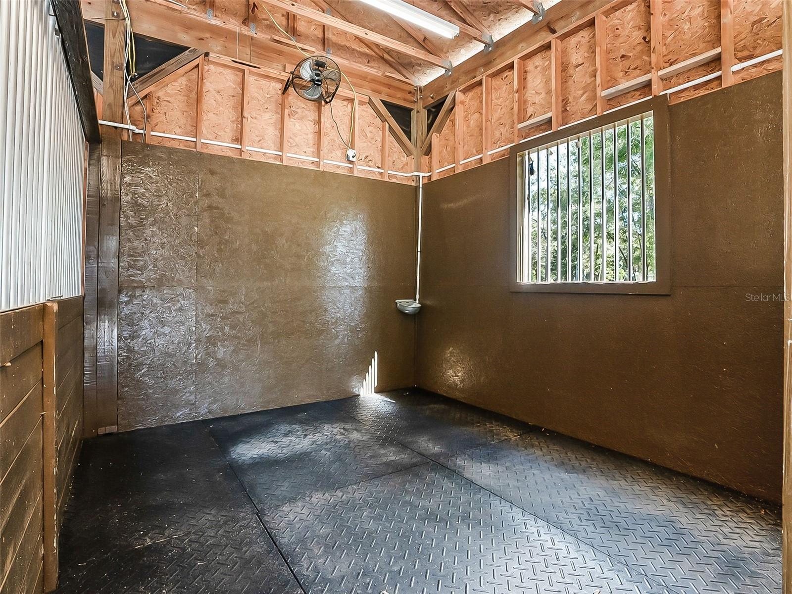 FINISH LINE - Residential