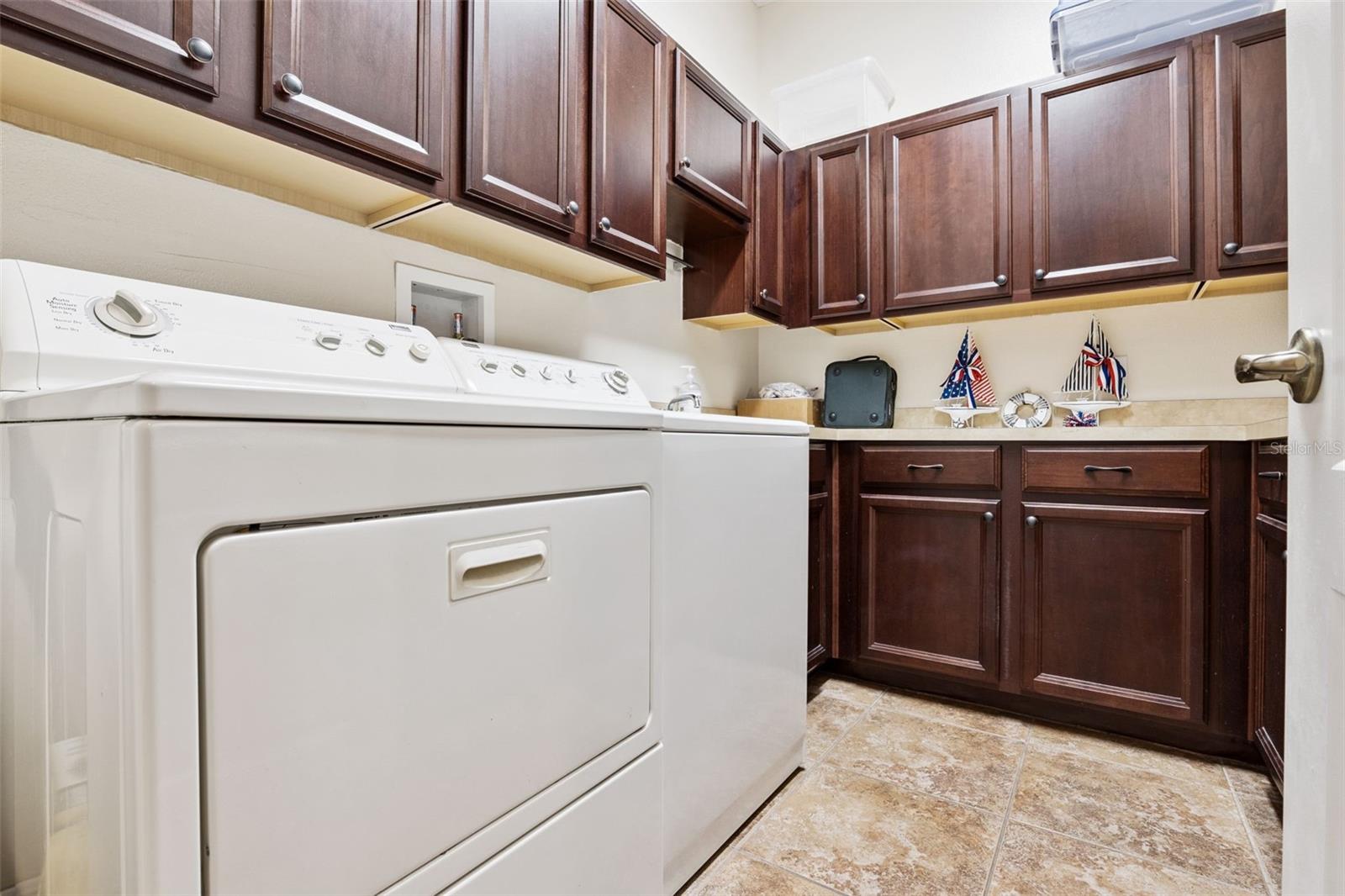 MOUNT DORA LOCH LEVEN PH 05 - Residential