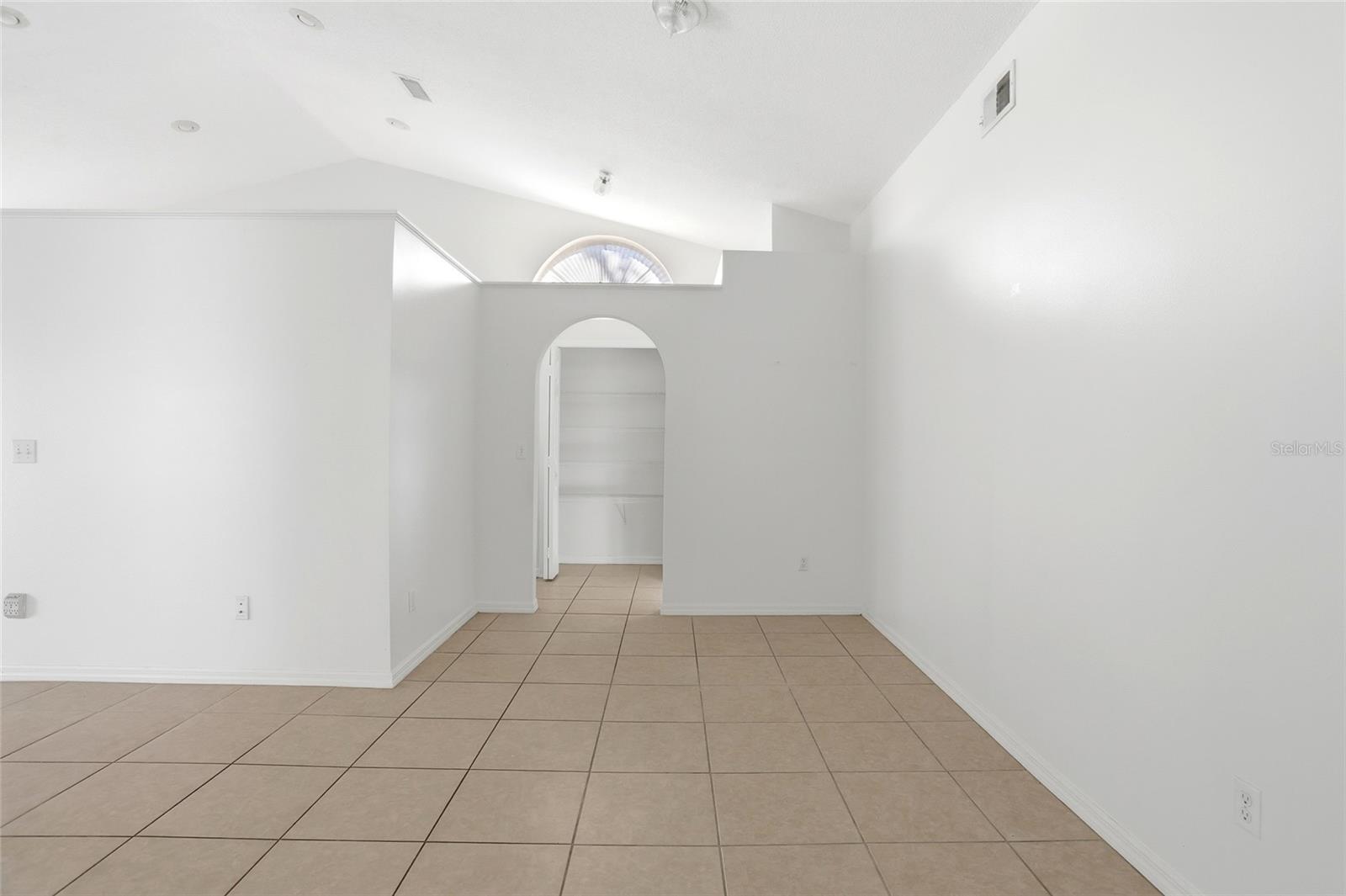 LAKE DAVENPORT ESTATES - Residential