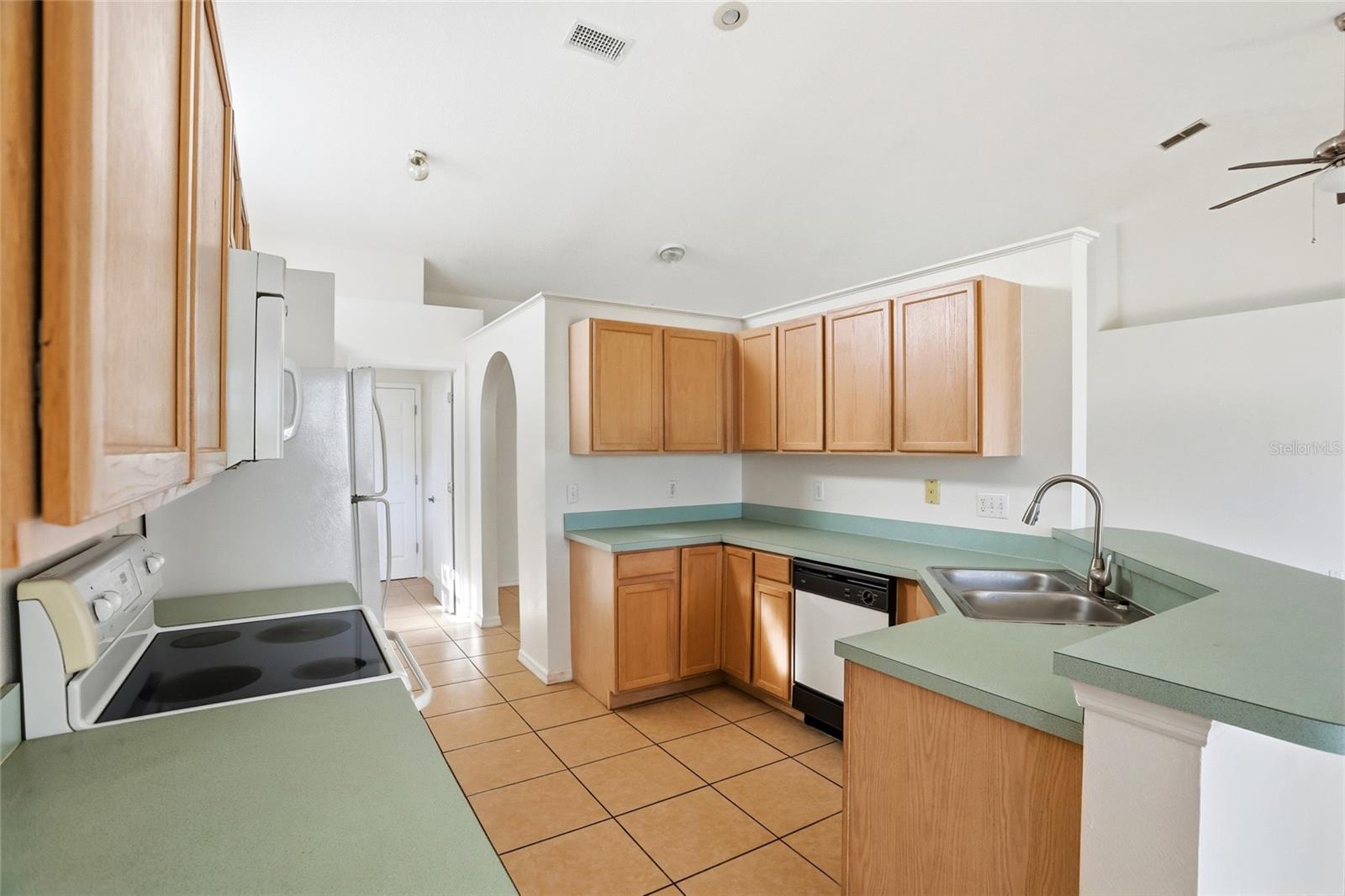 LAKE DAVENPORT ESTATES - Residential