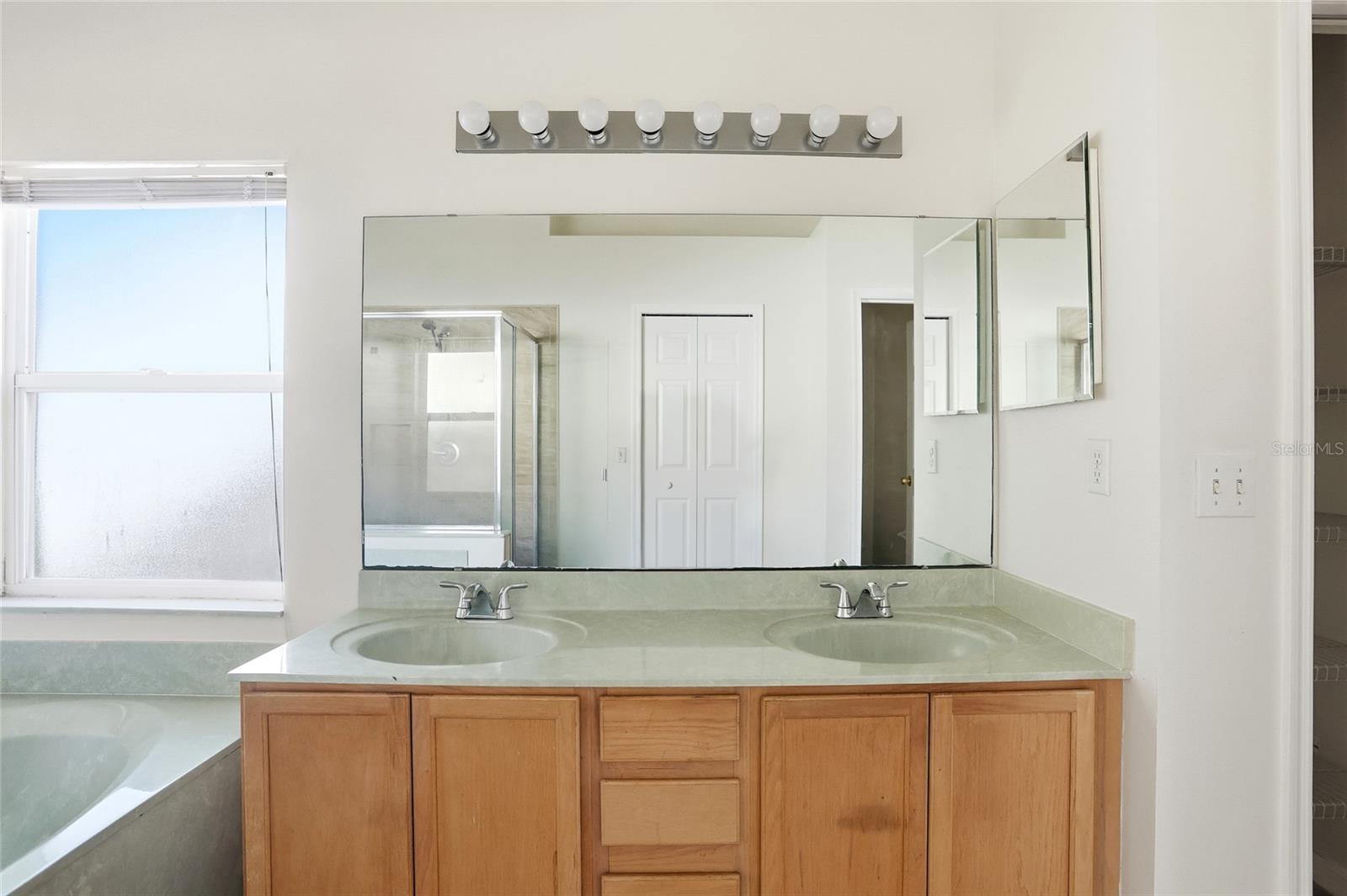 LAKE DAVENPORT ESTATES - Residential