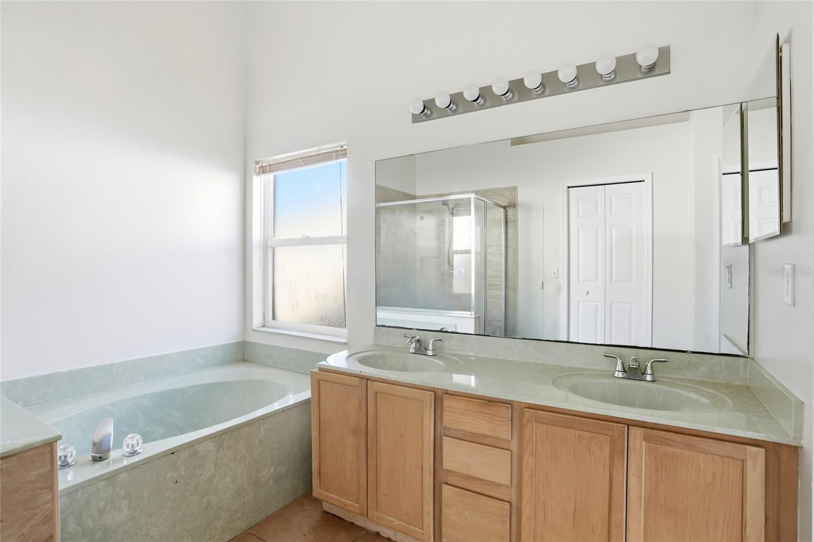 LAKE DAVENPORT ESTATES - Residential