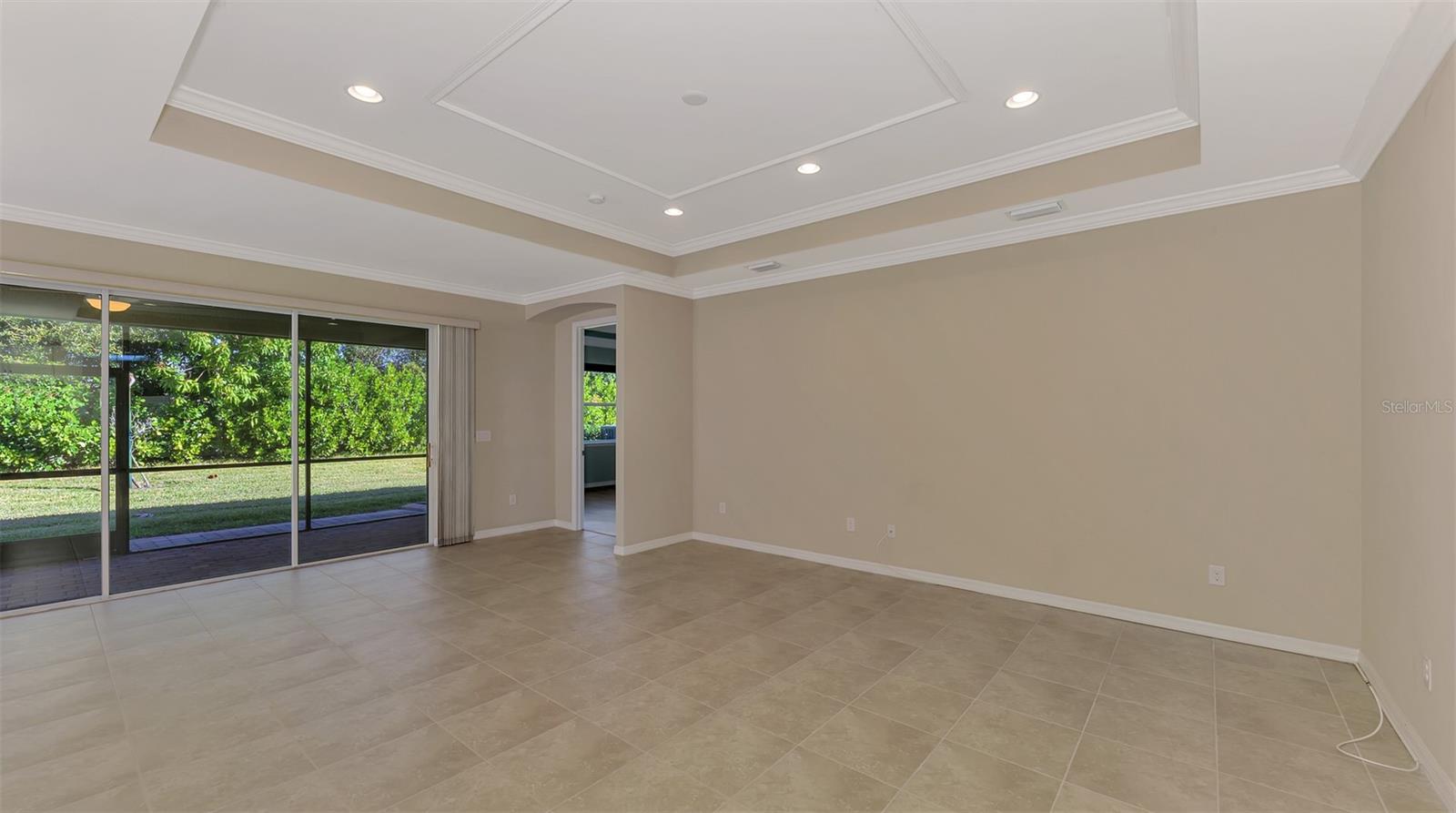 CARIBBEAN VILLAGE - Residential