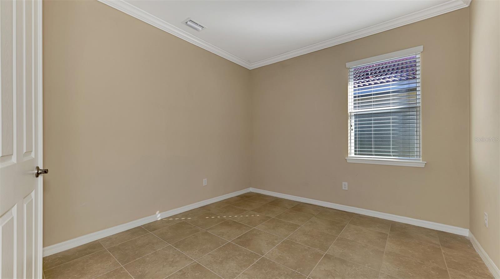 CARIBBEAN VILLAGE - Residential