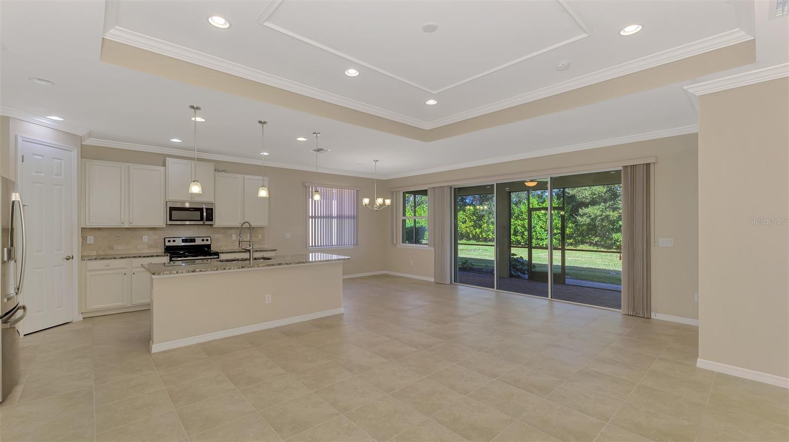 CARIBBEAN VILLAGE - Residential