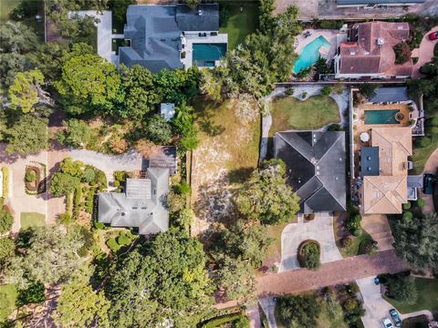 A home in WINTER PARK