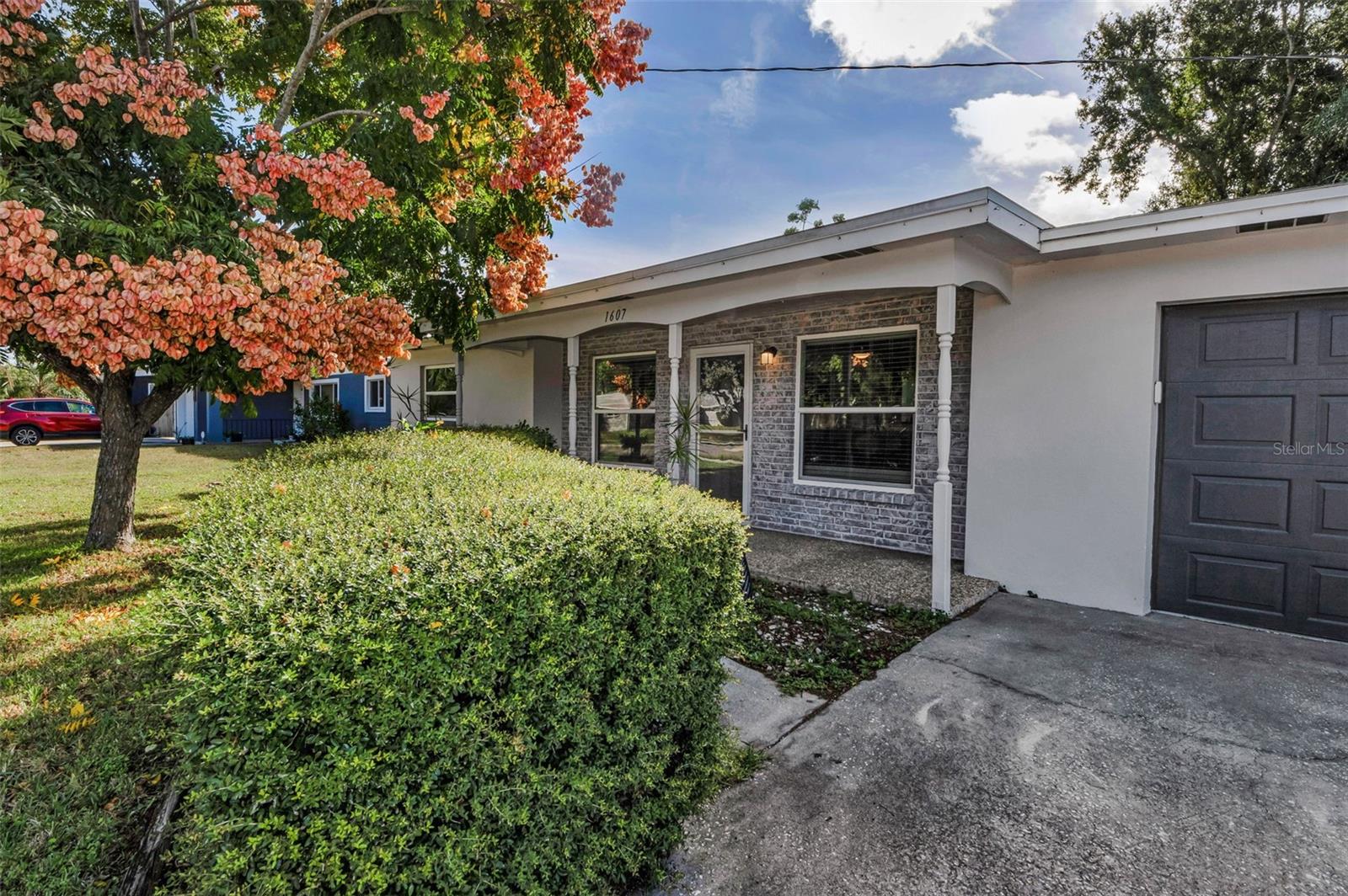 WOODMONT PARK ESTATES - Residential