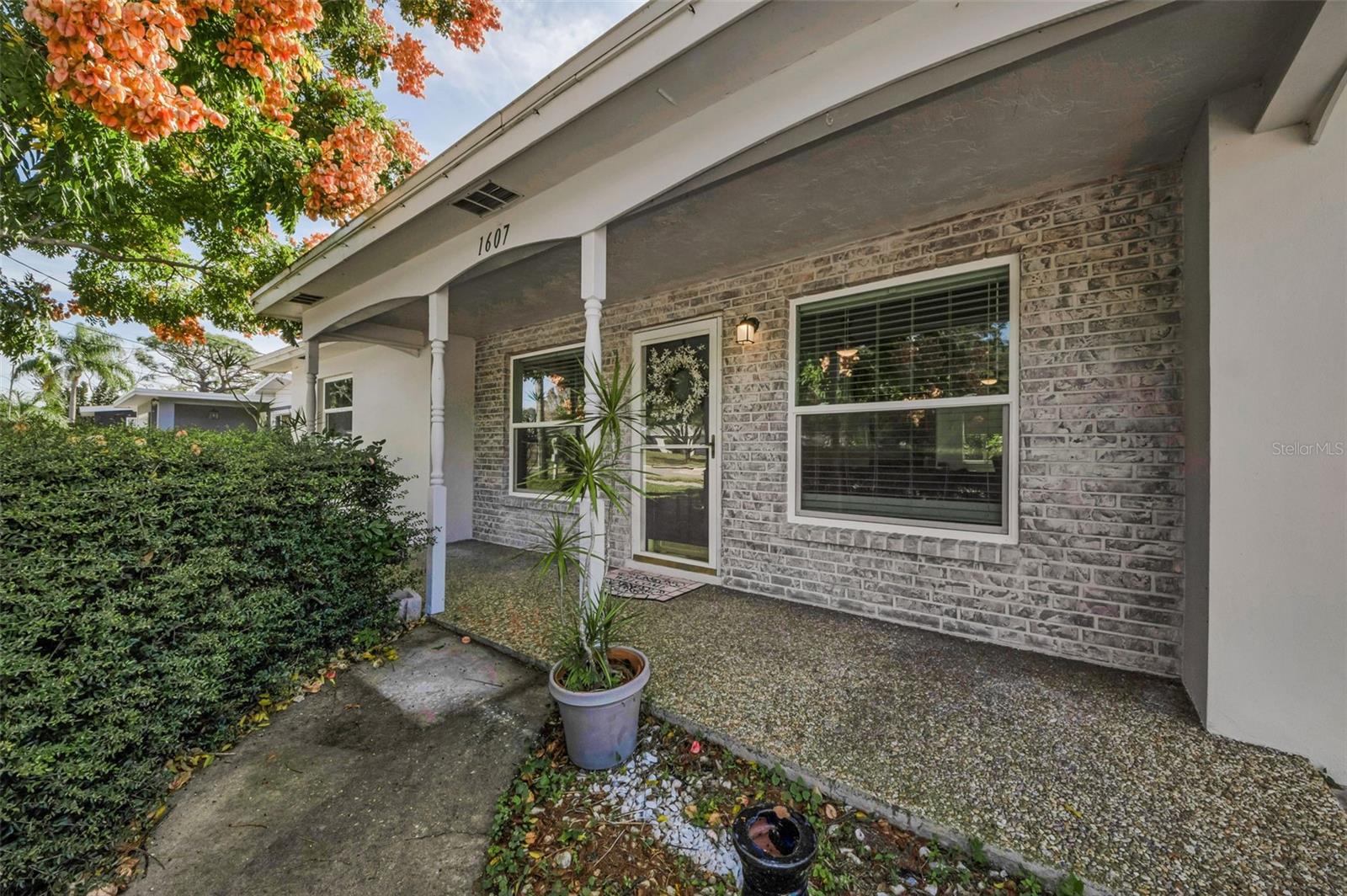 WOODMONT PARK ESTATES - Residential