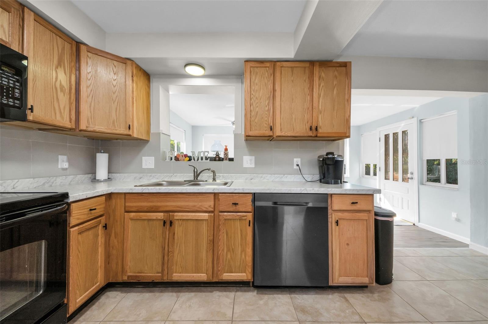 WOODMONT PARK ESTATES - Residential