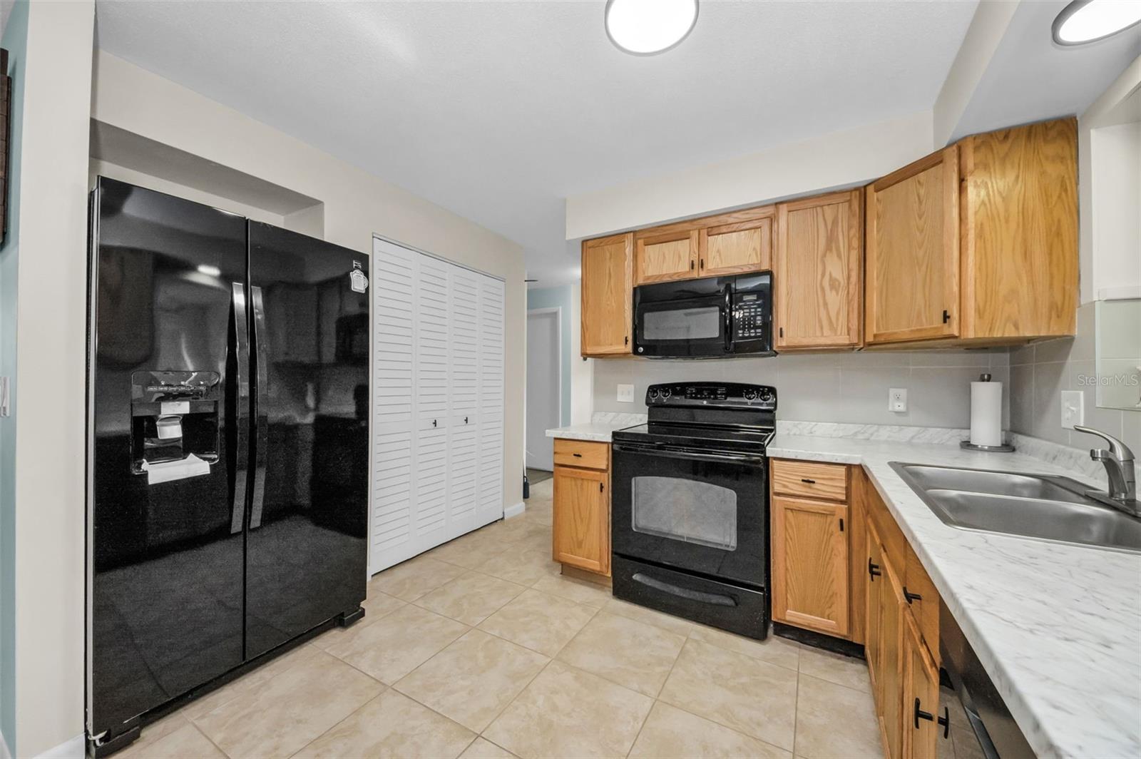 WOODMONT PARK ESTATES - Residential