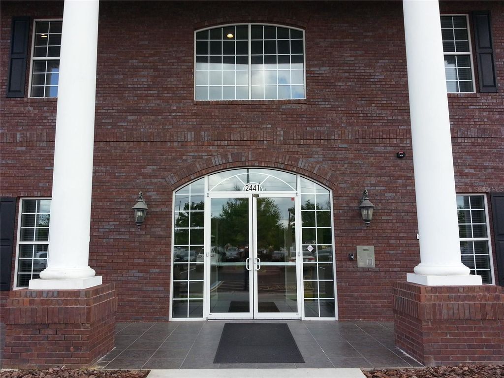 Photo of 2461 W State Road 426 #1021, Oviedo, FL 32765 (MLS # O6404334)