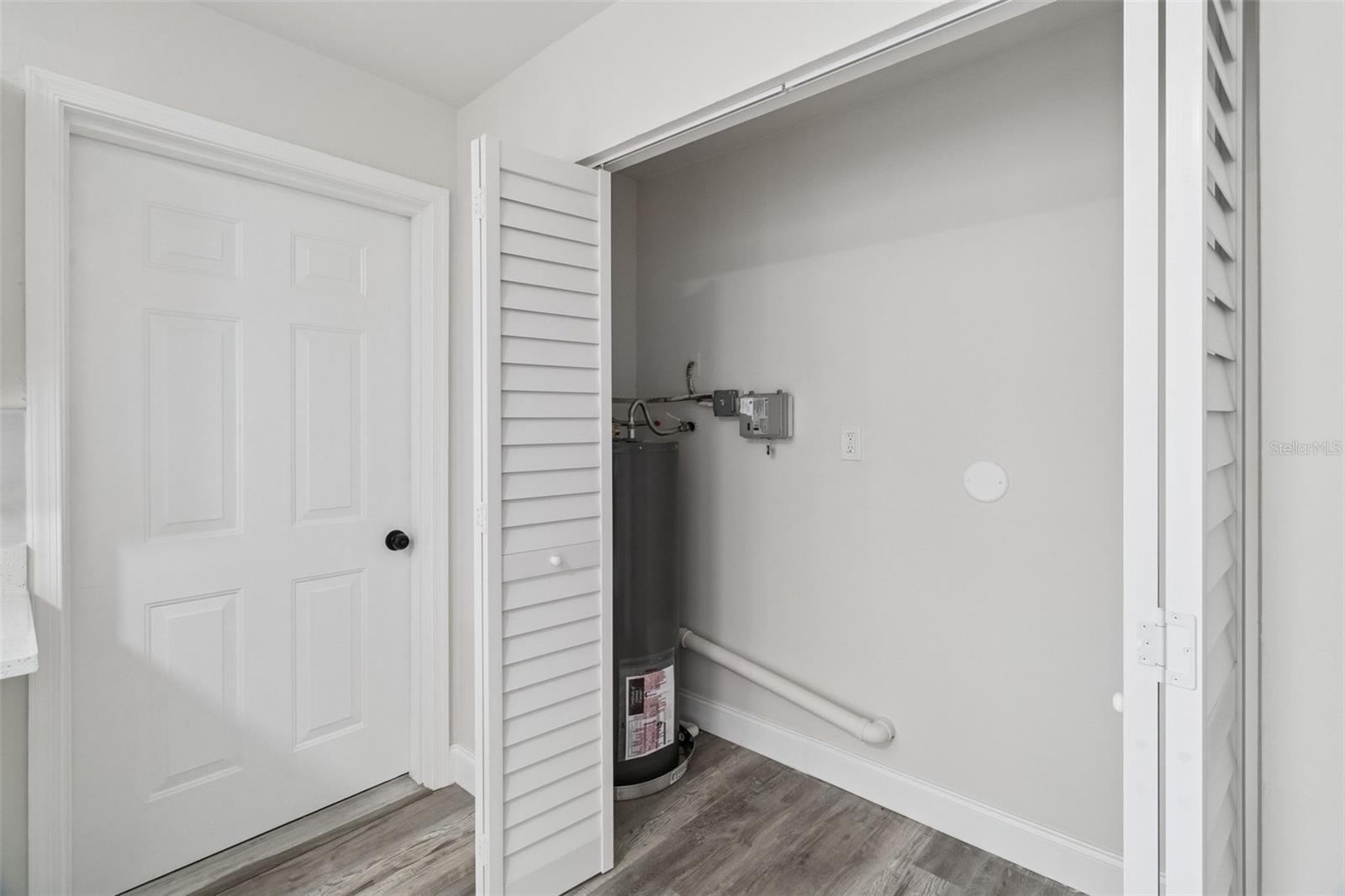 COLONY WEST SUB - Residential