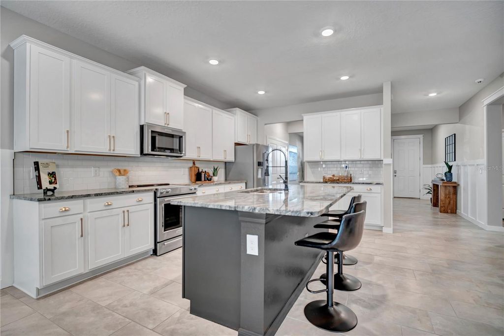 Photo of 32975 Sand Creek Drive, Wesley Chapel, FL 33543 (MLS # TB8462202)