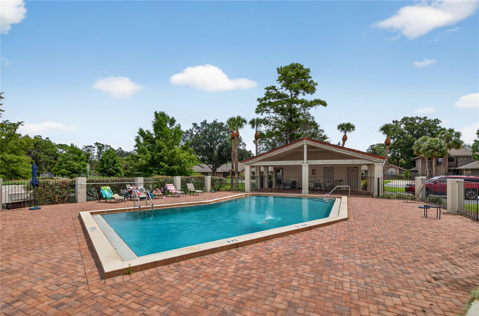 258 W SABAL PALM PLACE 22