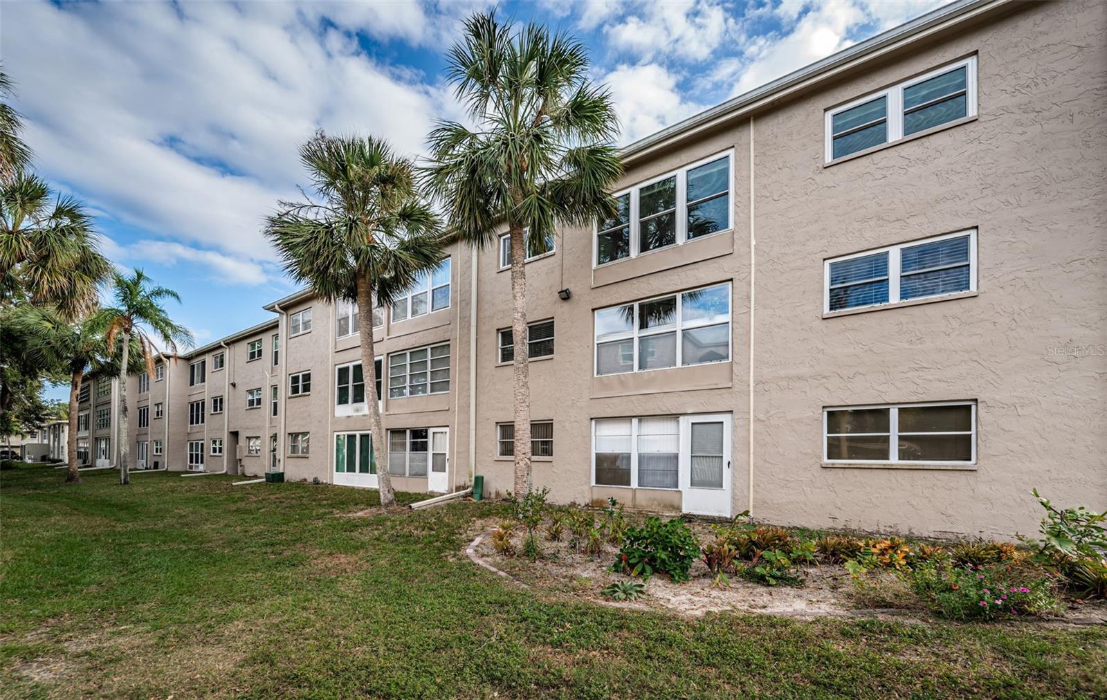 HEATHER LAKE APTS CONDO - Residential