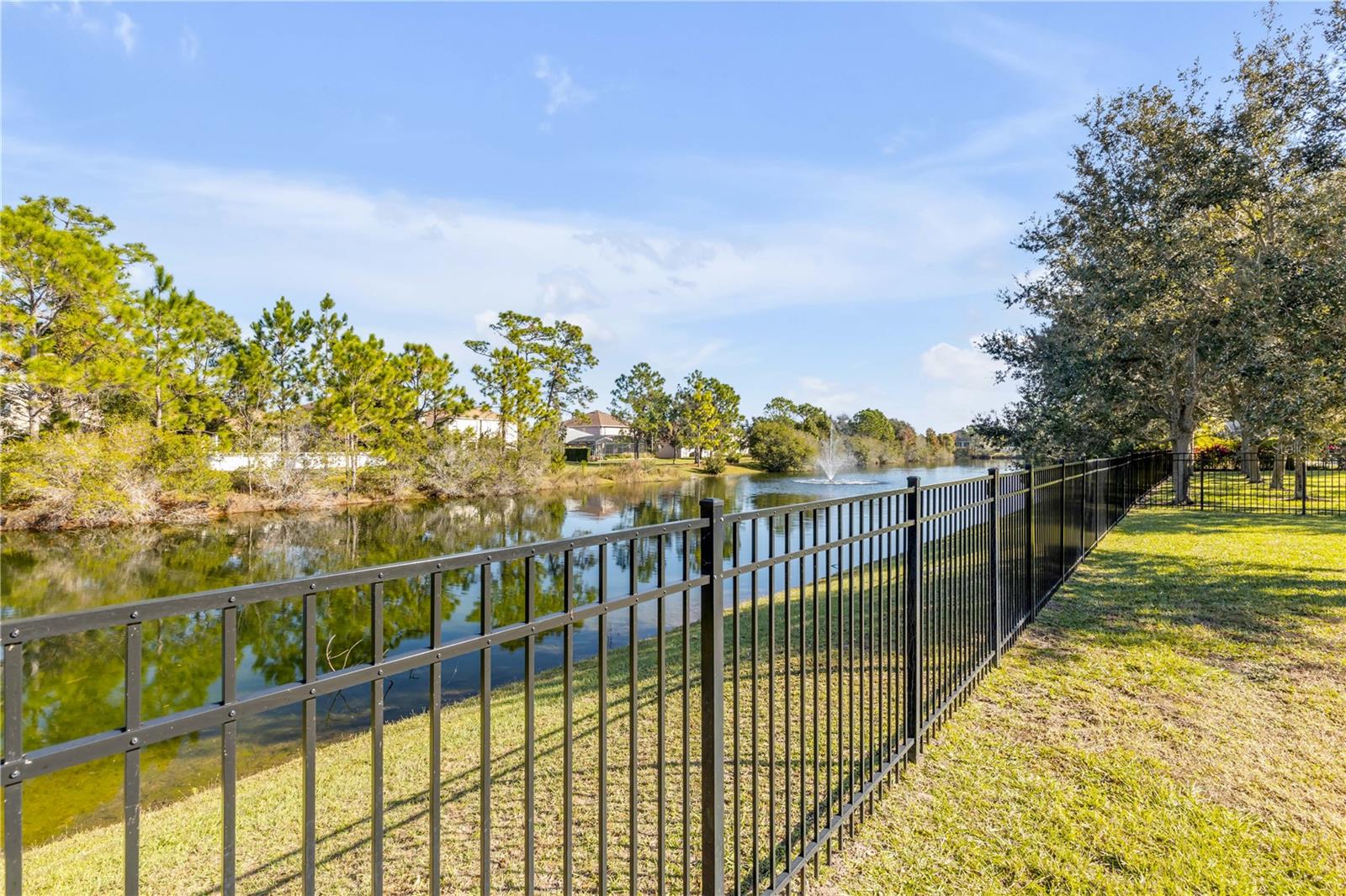 MOUNT DORA LOCH LEVEN PH 05 - Residential