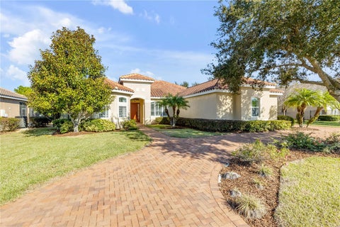 Photo of 3021 Isola Bella Boulevard, Mount Dora, FL 32757 (MLS # NS1088222)