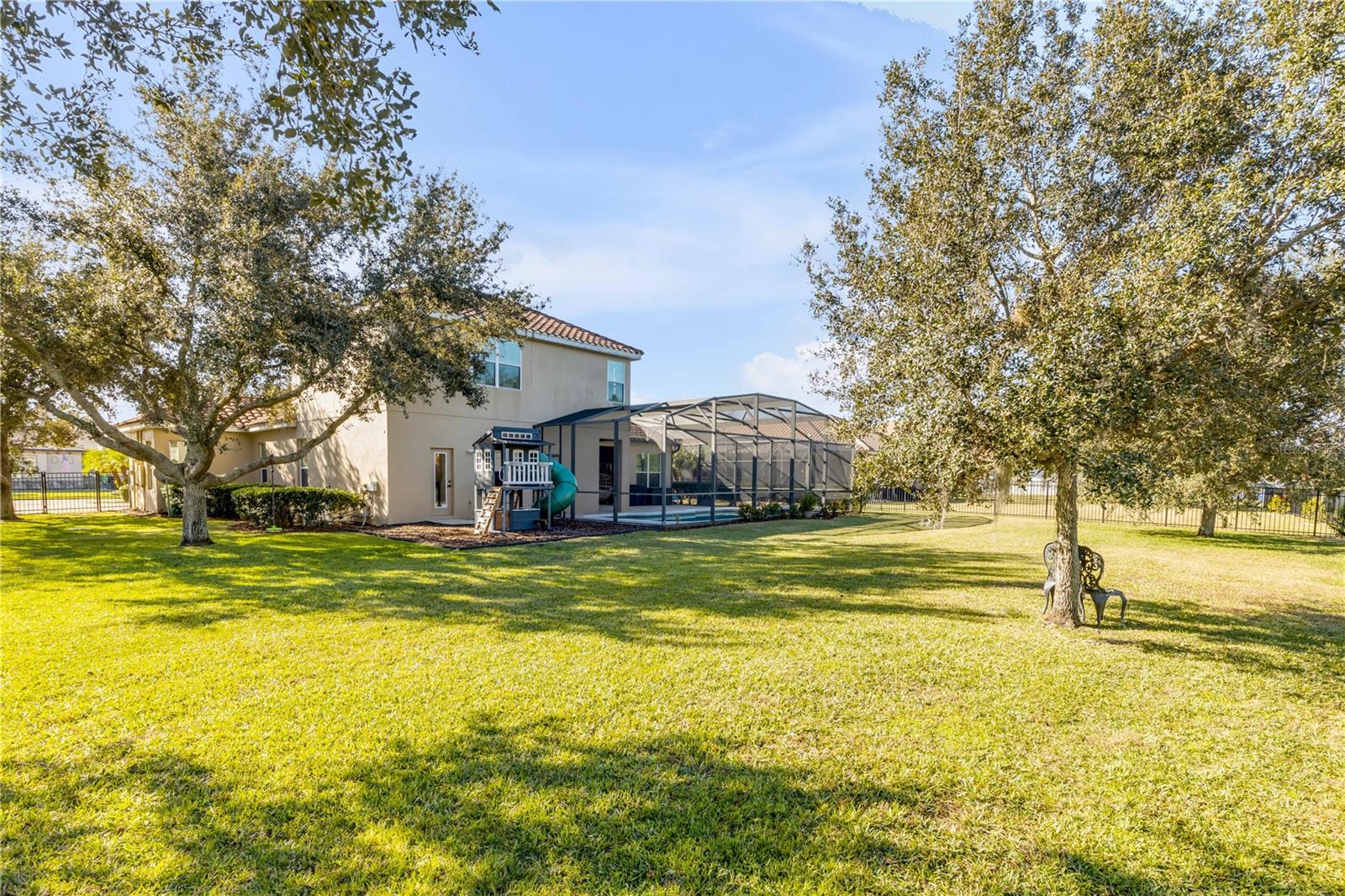 MOUNT DORA LOCH LEVEN PH 05 - Residential