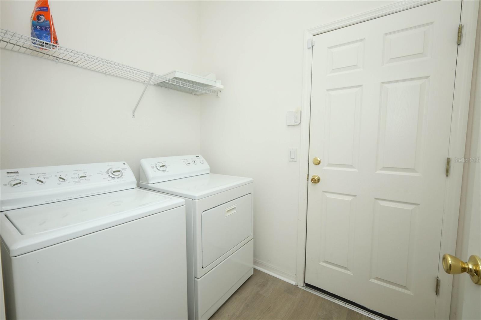 VISTA LAKES VLGS N-8 & N-9 - Residential
