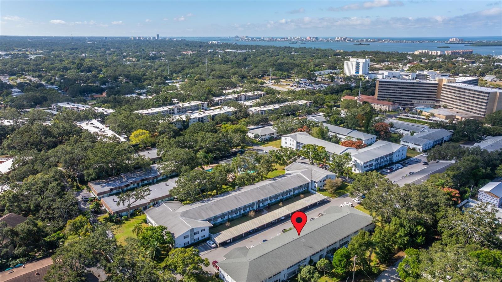 DOUGLAS ARMS - Residential