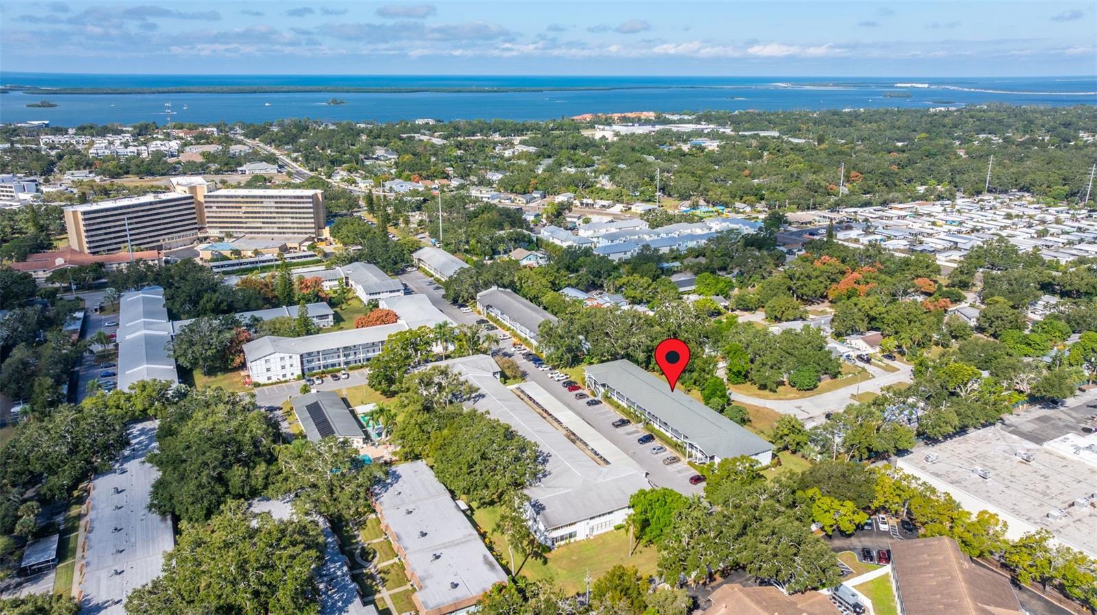 DOUGLAS ARMS - Residential