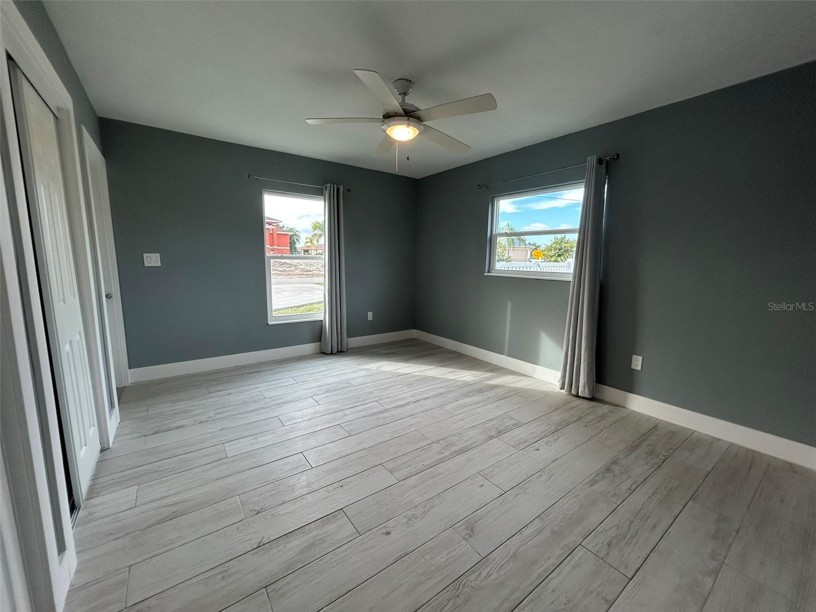 CHARLOTTE PARK - Residential Lease