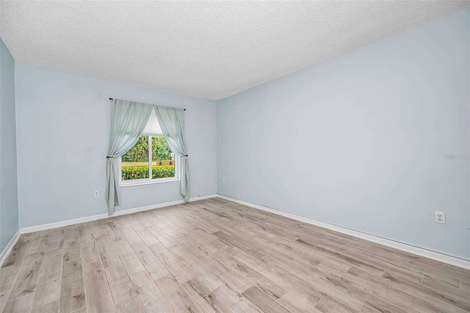 PINE RIDGE AT LAKE TARPON VILLAGE - Residential