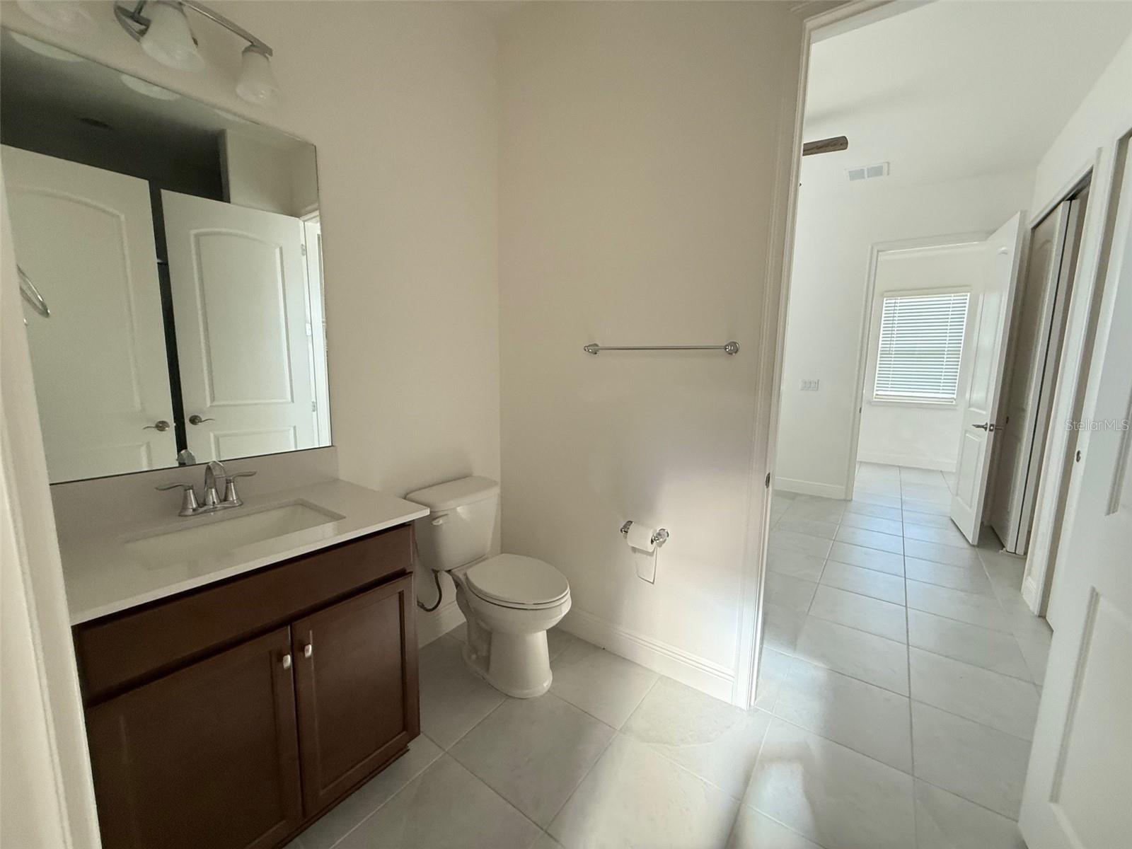 TWIN LAKES PH 8 - Residential Lease