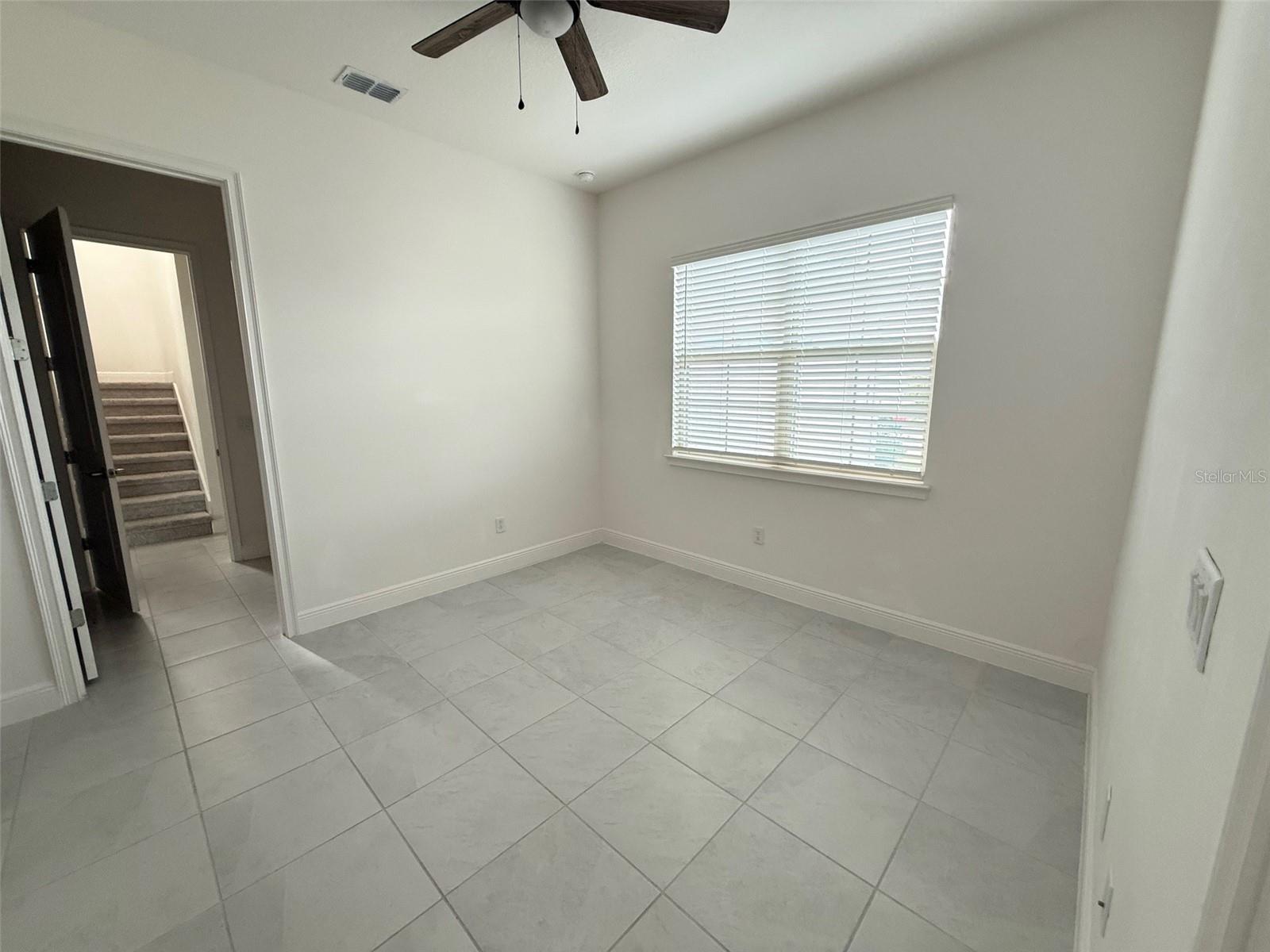 TWIN LAKES PH 8 - Residential Lease