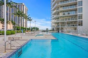 SIGNATURE PLACE CONDO - Residential