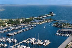 SIGNATURE PLACE CONDO - Residential