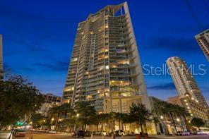 SIGNATURE PLACE CONDO - Residential