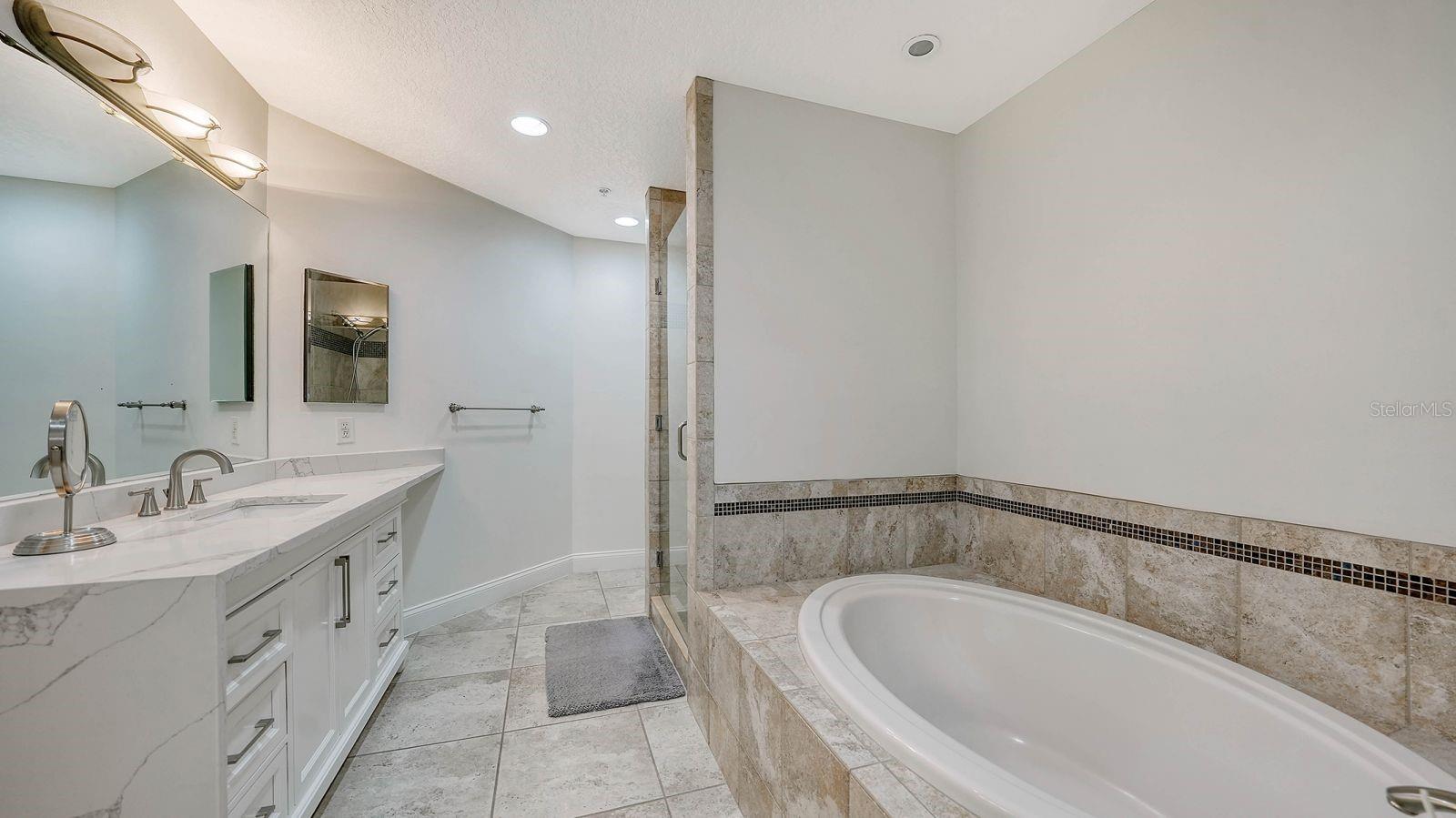 LAGUNA AT RIVIERA DUNES IV - Residential