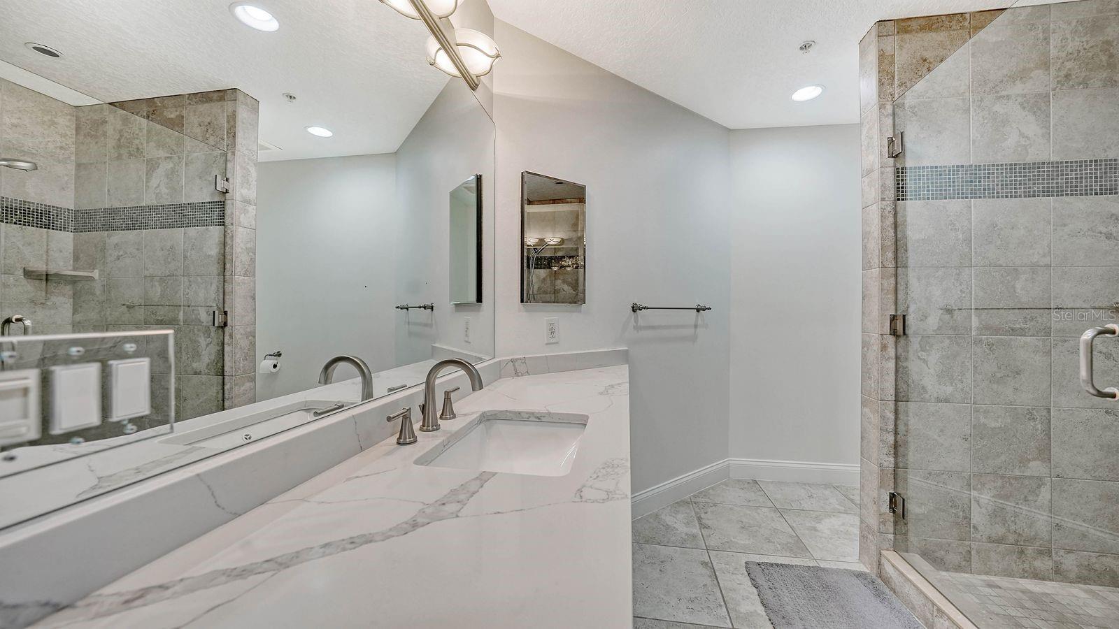 LAGUNA AT RIVIERA DUNES IV - Residential