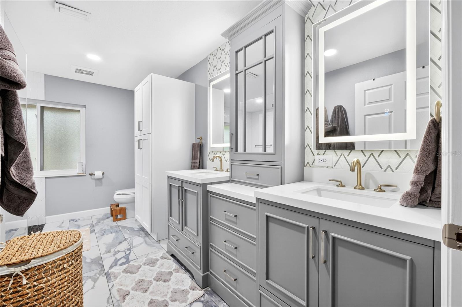 FRANCES ARBOR VILLAS - Residential