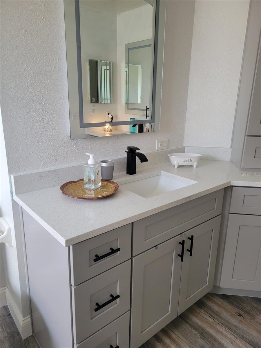 WATERFORD LAKES TR N 33 - Residential