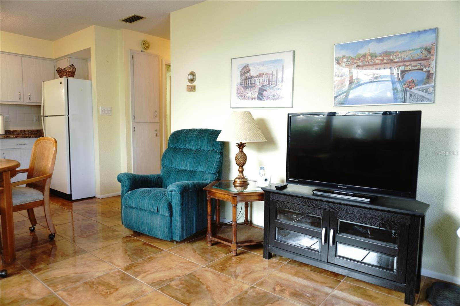 TAHITIAN GARDENS CONDO - Residential