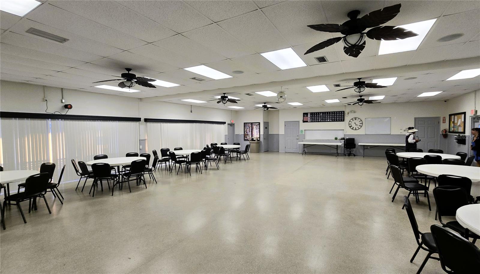 TAHITIAN GARDENS CONDO - Residential