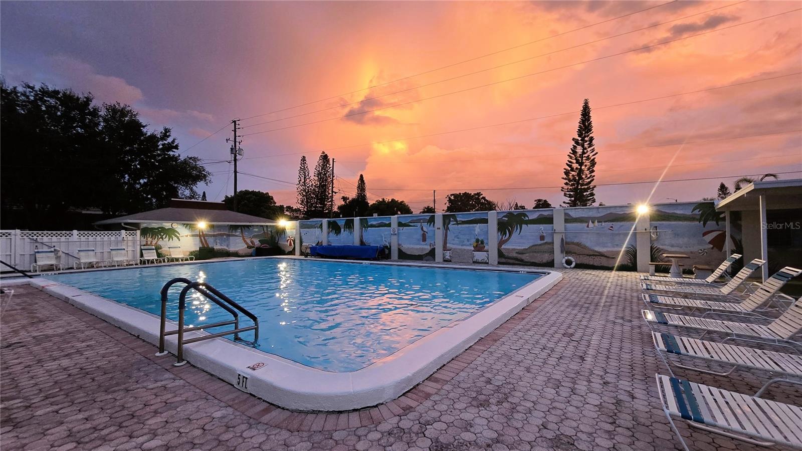 TAHITIAN GARDENS CONDO - Residential