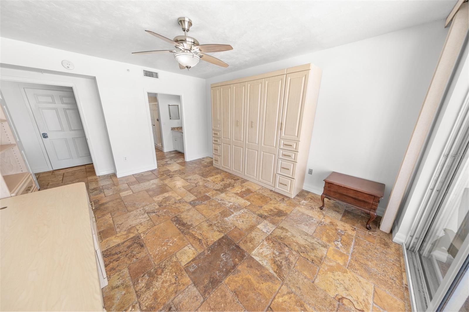 MARTINIQUE CONDO - Residential