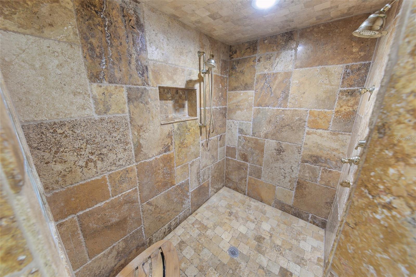 MARTINIQUE CONDO - Residential