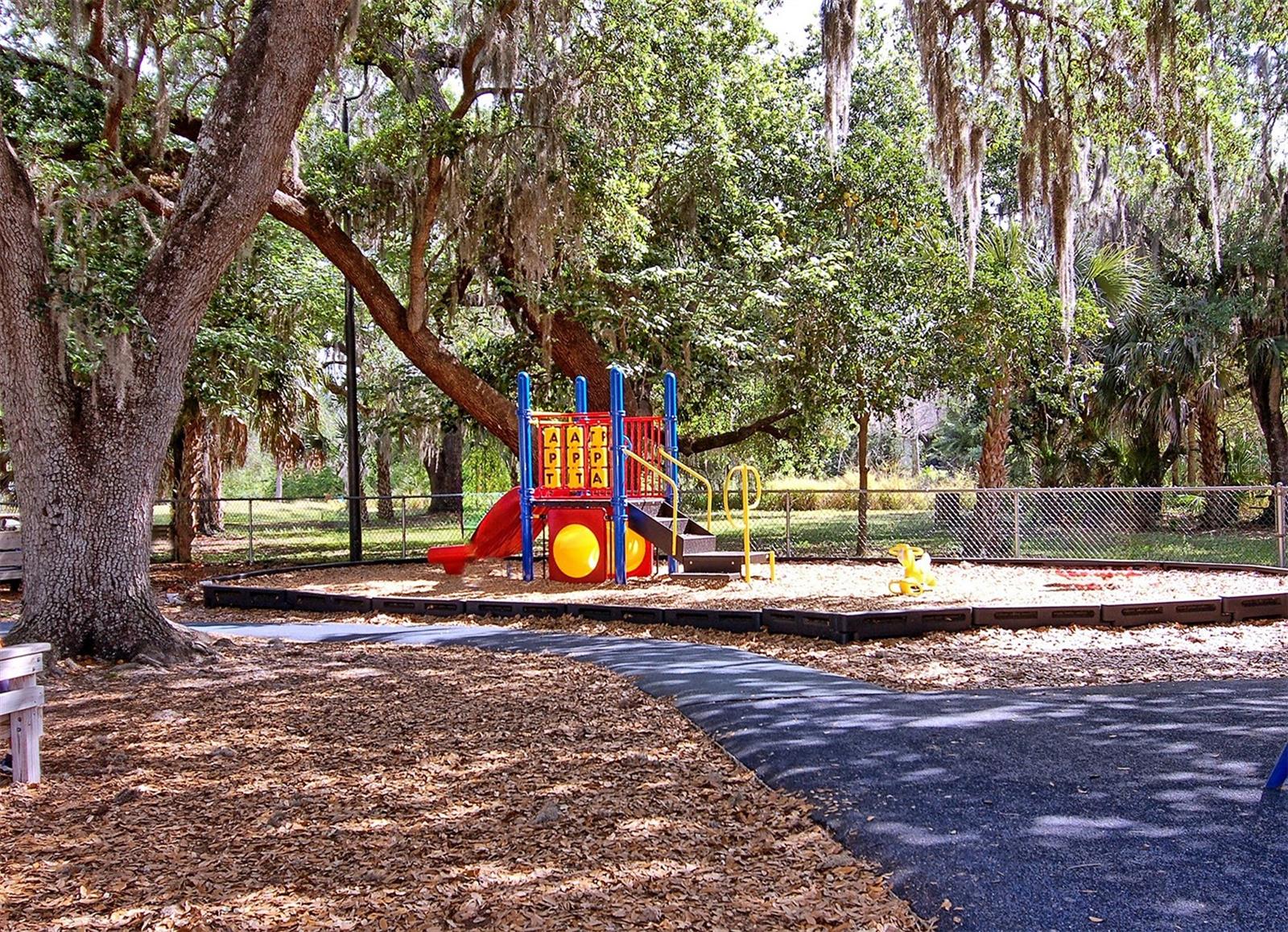 COLONIAL OAKS - Residential