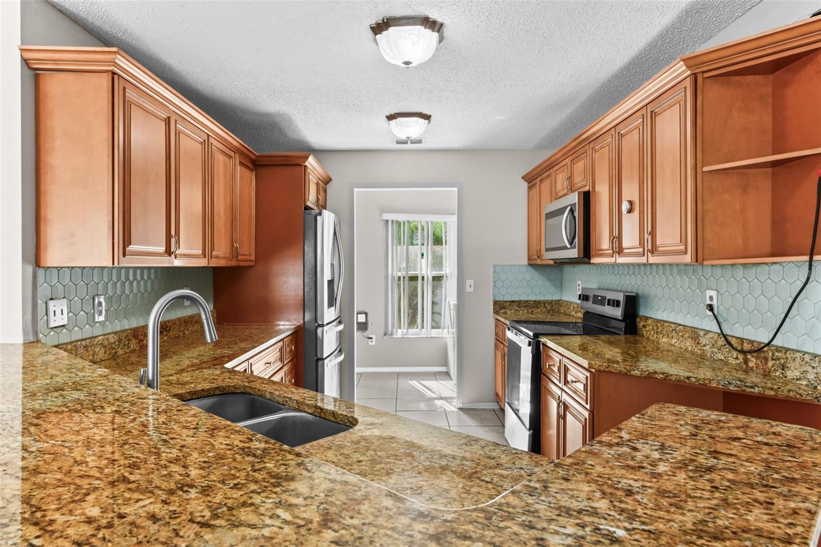 LAKEWOOD AT THE CROSSINGS UNIT 6 - Residential