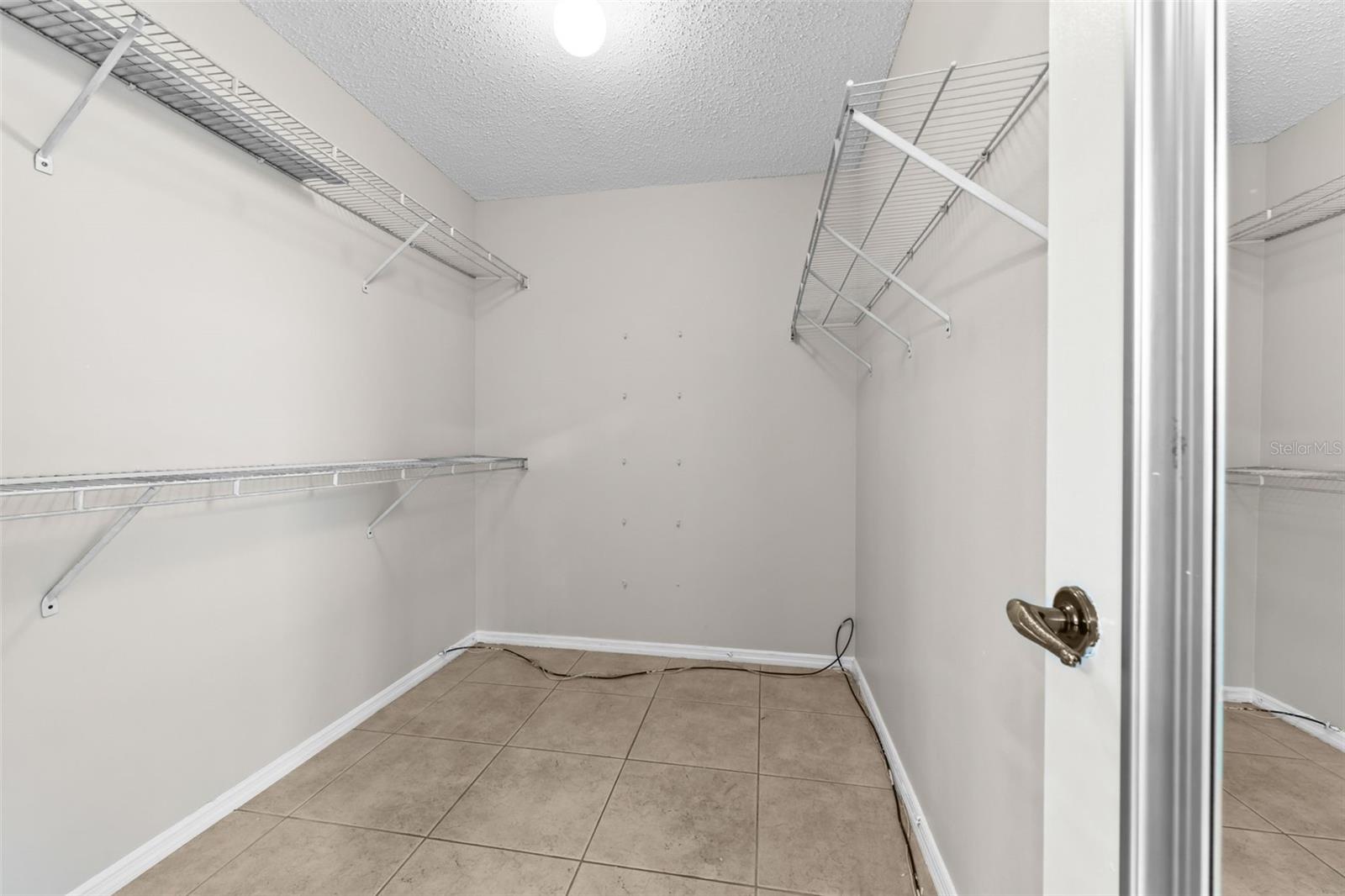 LAKEWOOD AT THE CROSSINGS UNIT 6 - Residential