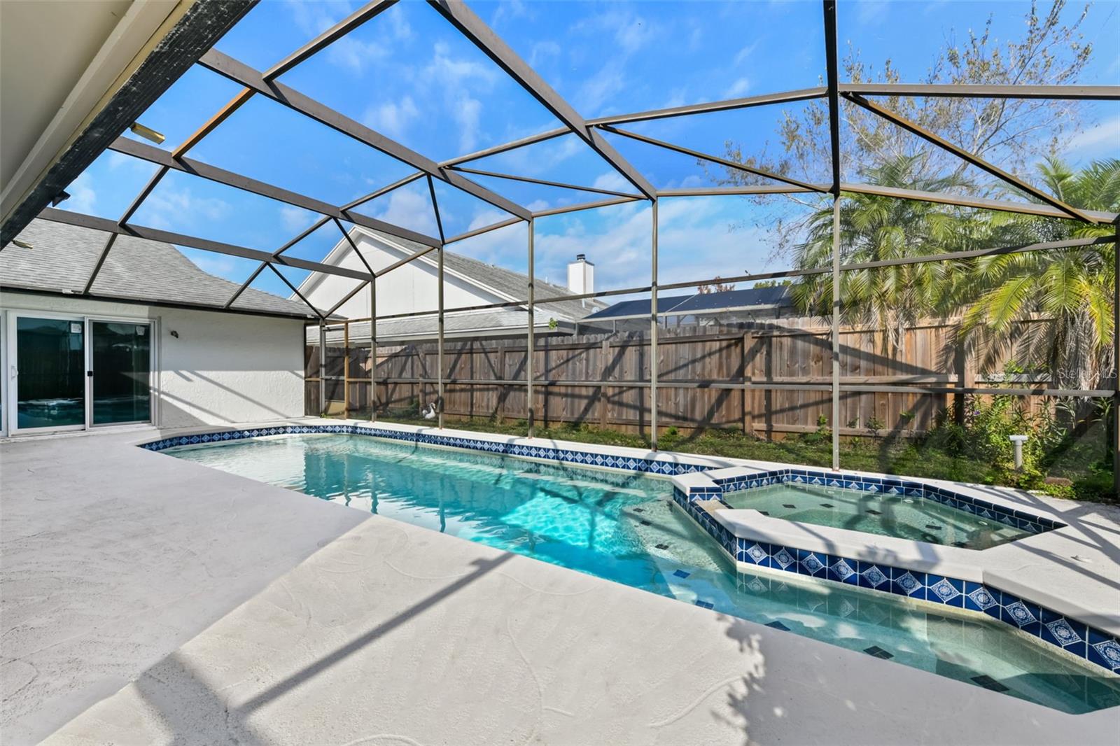 LAKEWOOD AT THE CROSSINGS UNIT 6 - Residential